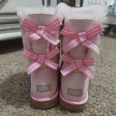 UGG BAILEY BOW GINGHAM SEASHELL PINK BOOTS - WOME… - image 1