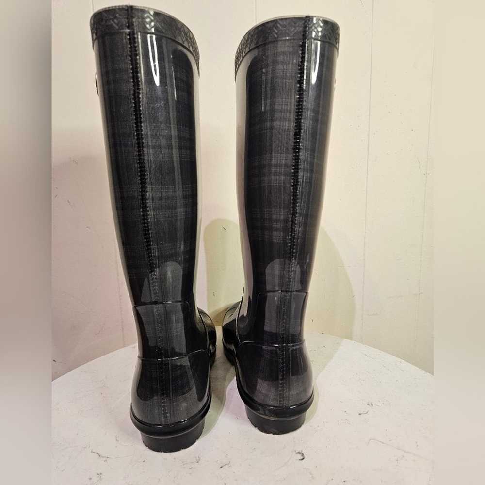 Ugg Shaye gray plaid rain  boots. Size 7 - image 2