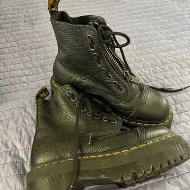 doc martens boots