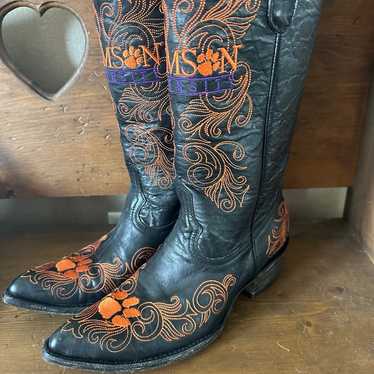 Western game day boots - image 1