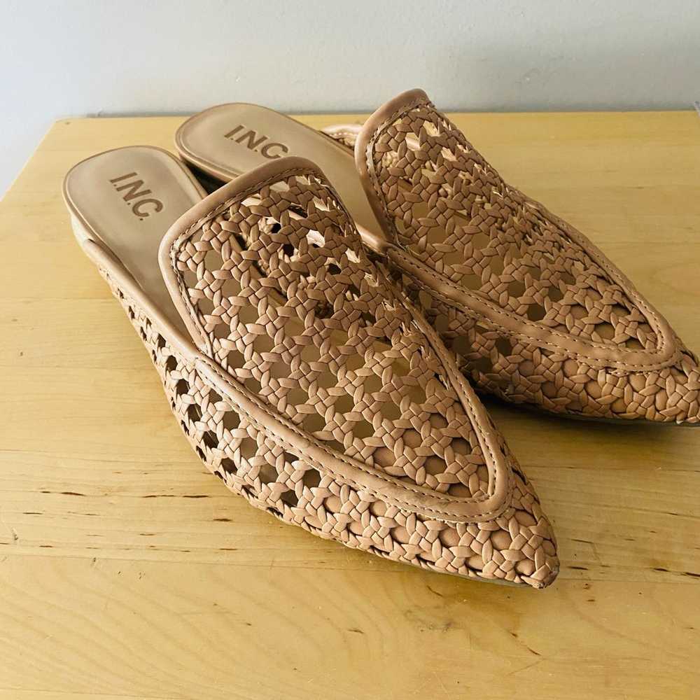 INC "Jalissap" toffee beige woven pointed mules (… - image 5