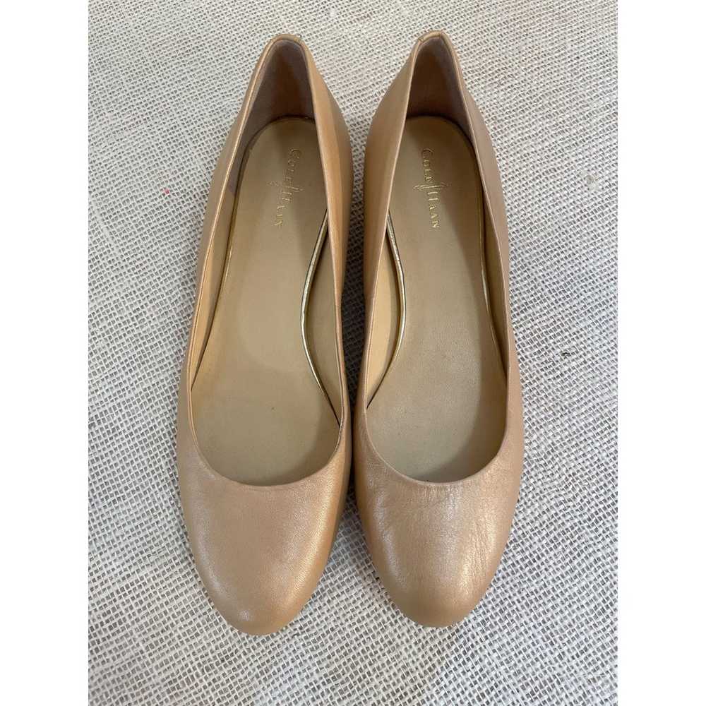 Cole Haan NEW, D40639 Leather Flats Tan Ladies Si… - image 3