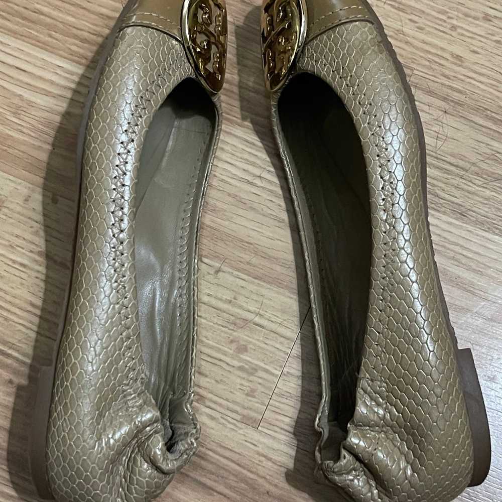 Tory Burch Tan Leather Reva flats Shoes size 7M - image 4