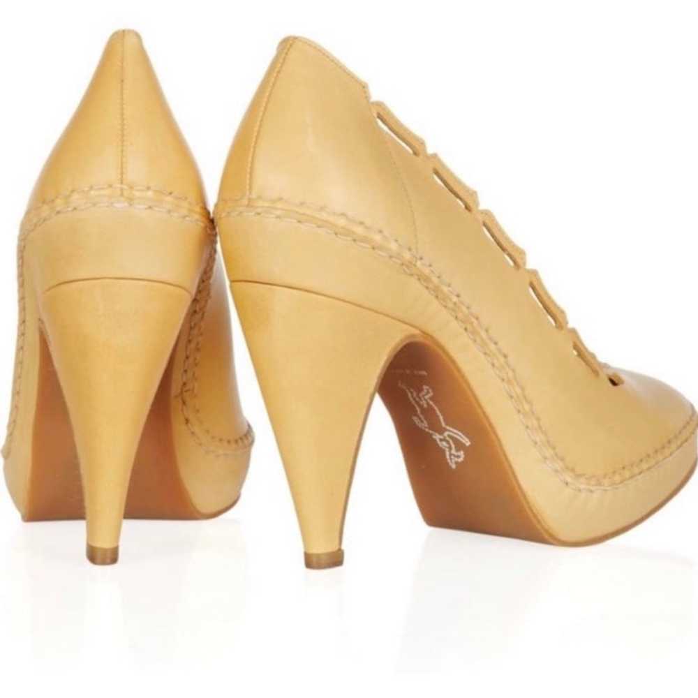 Marni Nude Almond Pointed Toe Cutout Leather Pump… - image 7