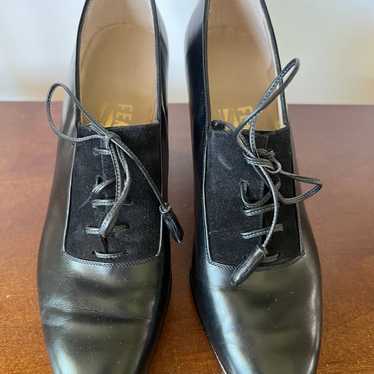 NWOT Salvatore Ferragamo black oxford pumps - image 1