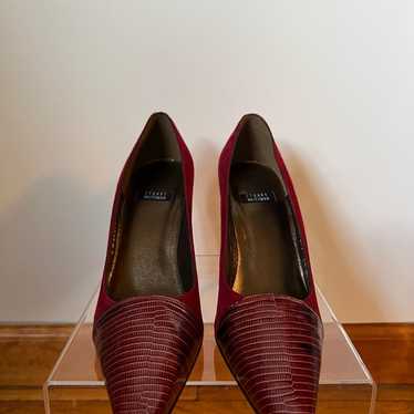 NWT Stuart Weitzman red pointy toe pumps