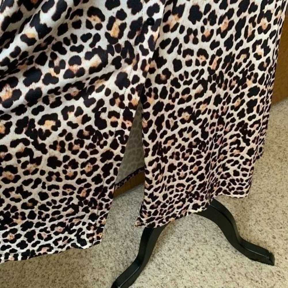 Zara Long Sleeve V-Neck Leopard Print Midi Dress … - image 11