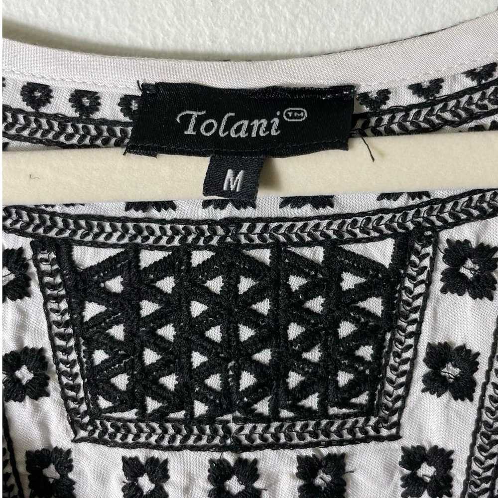 Tolani White Black and Navy Embroidered Knee Tuni… - image 2