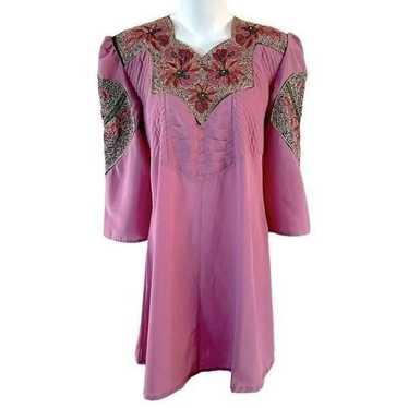 60’s Embroidered Shift Dress - image 1