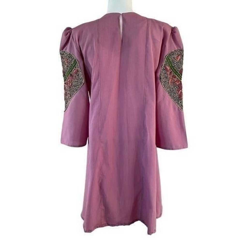 60’s Embroidered Shift Dress - image 6