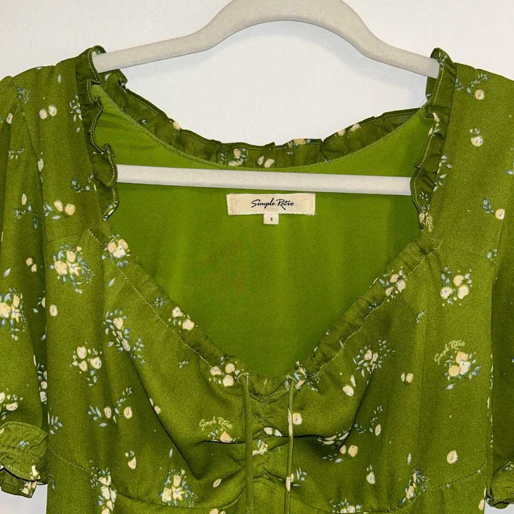 Simple Retro- Magnolia Printed Green Midi Dress - image 4
