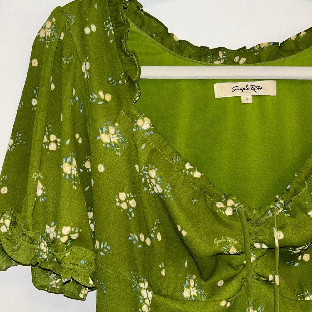 Simple Retro- Magnolia Printed Green Midi Dress - image 5