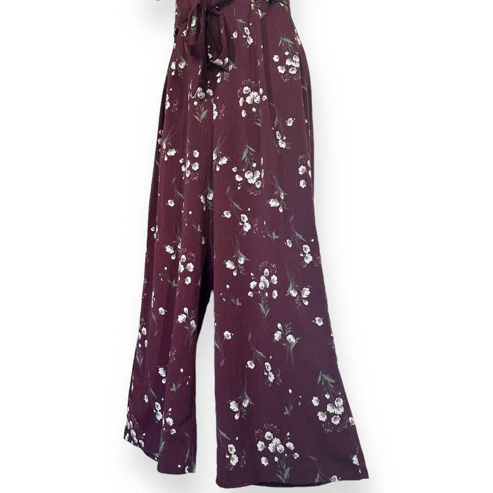 SADIE & SAGE Floral Jumpsuit V-Neck Tie Back Wais… - image 6
