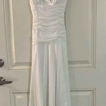 White chiffon womens long Dress - size 4 - image 1