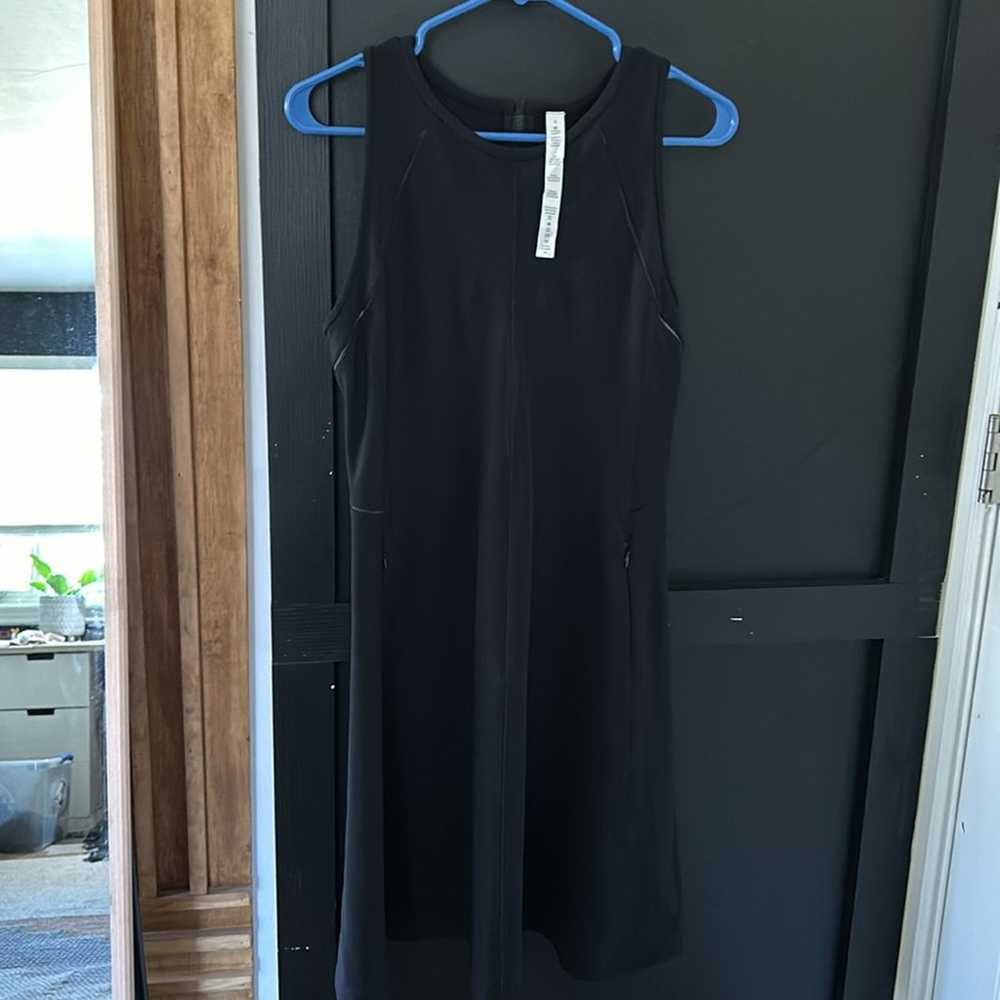 LULULEMON Go Til Dawn Black Dress. Size 8 - image 2