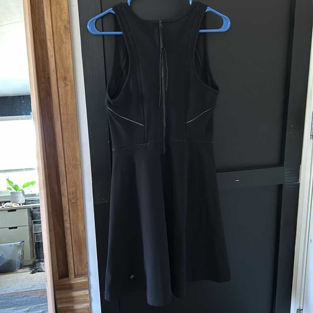 LULULEMON Go Til Dawn Black Dress. Size 8 - image 3