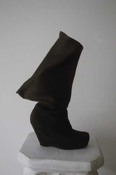 RICK OWENS CRUST SUEDE BOOTS