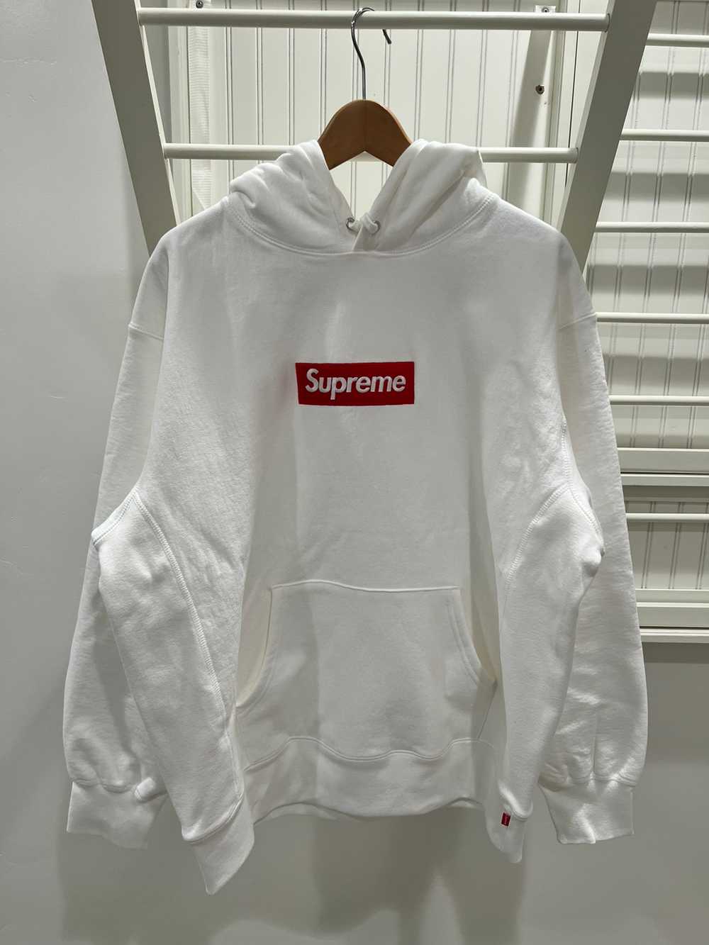 Supreme Box Logo Hoodie - image 1