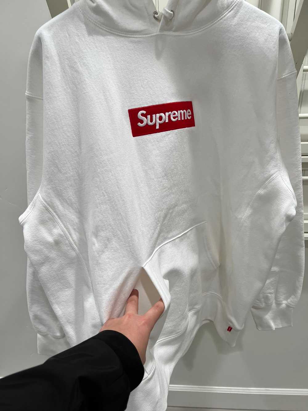 Supreme Box Logo Hoodie - image 6