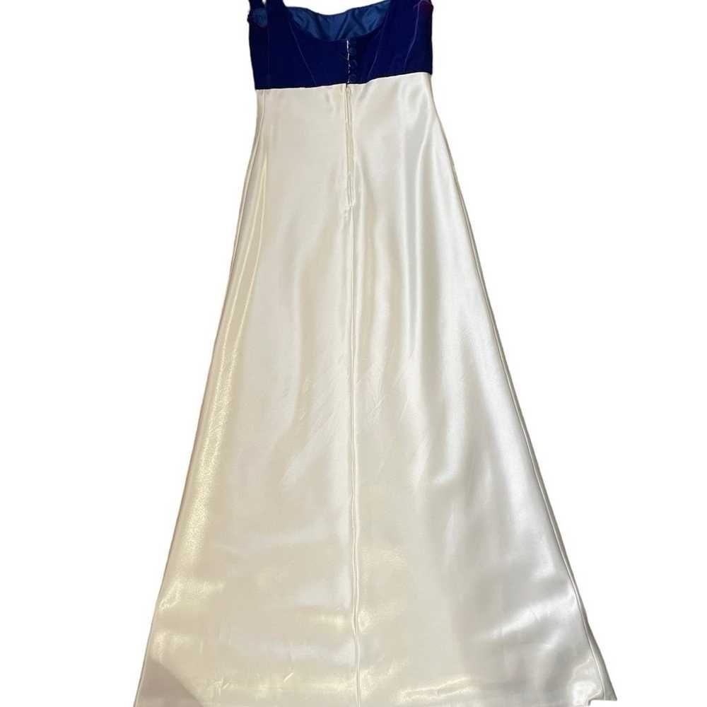 VTG y2k /90s Velvet and Satin Prom Dress size 8-9 - image 2