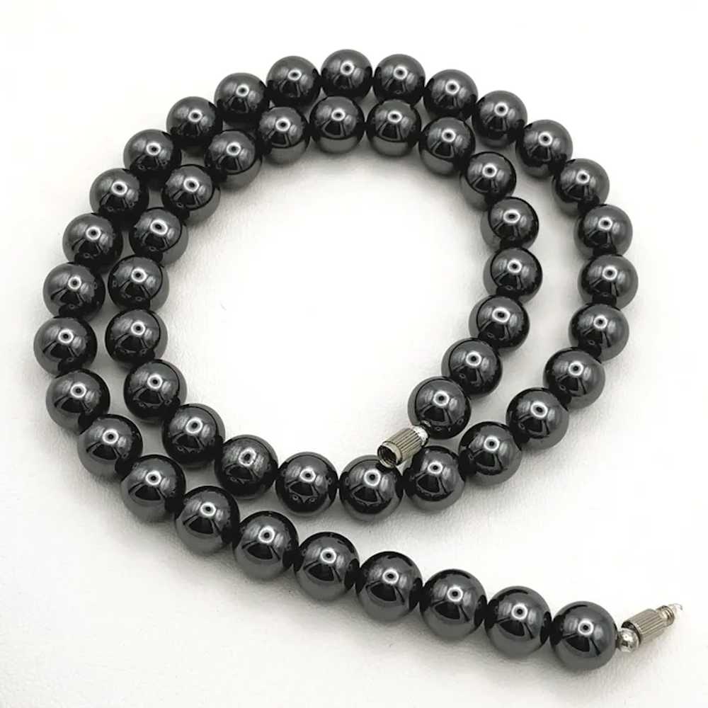 Vintage Hematite Beaded Necklace, 16.5 Inches Long - image 4