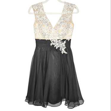 Mac Duggal Crystal Encrusted Lace Bodice Sheer Ch… - image 1