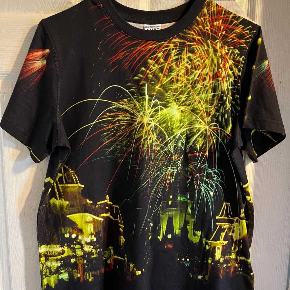 Walt Disney World Vault Collection Tshirt w/ Magi… - image 1
