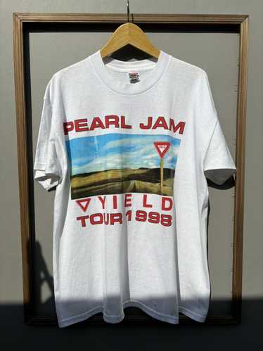 Band Tees × Very Rare × Vintage Pearl Jam Yield T… - image 1