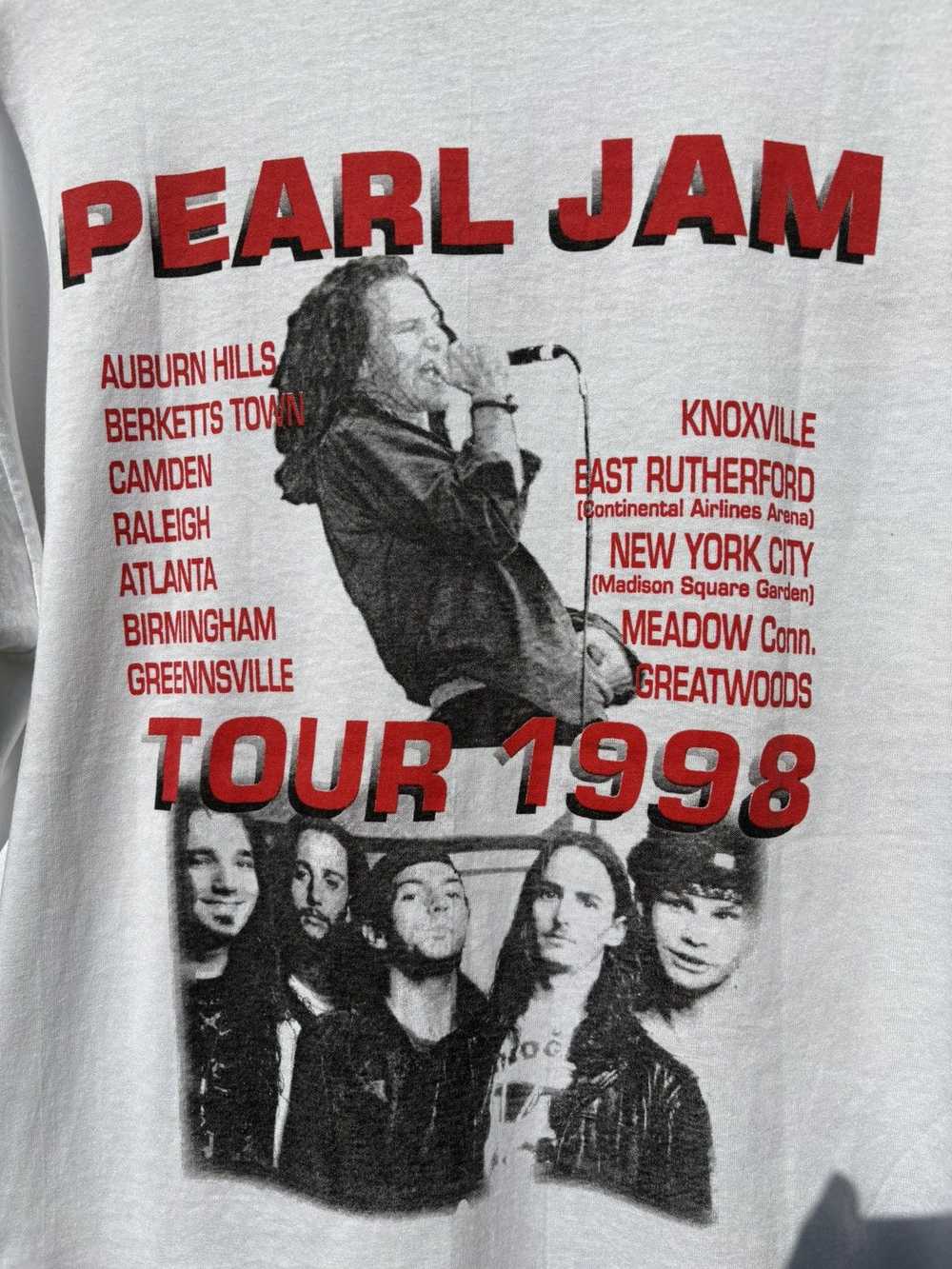 Band Tees × Very Rare × Vintage Pearl Jam Yield T… - image 3