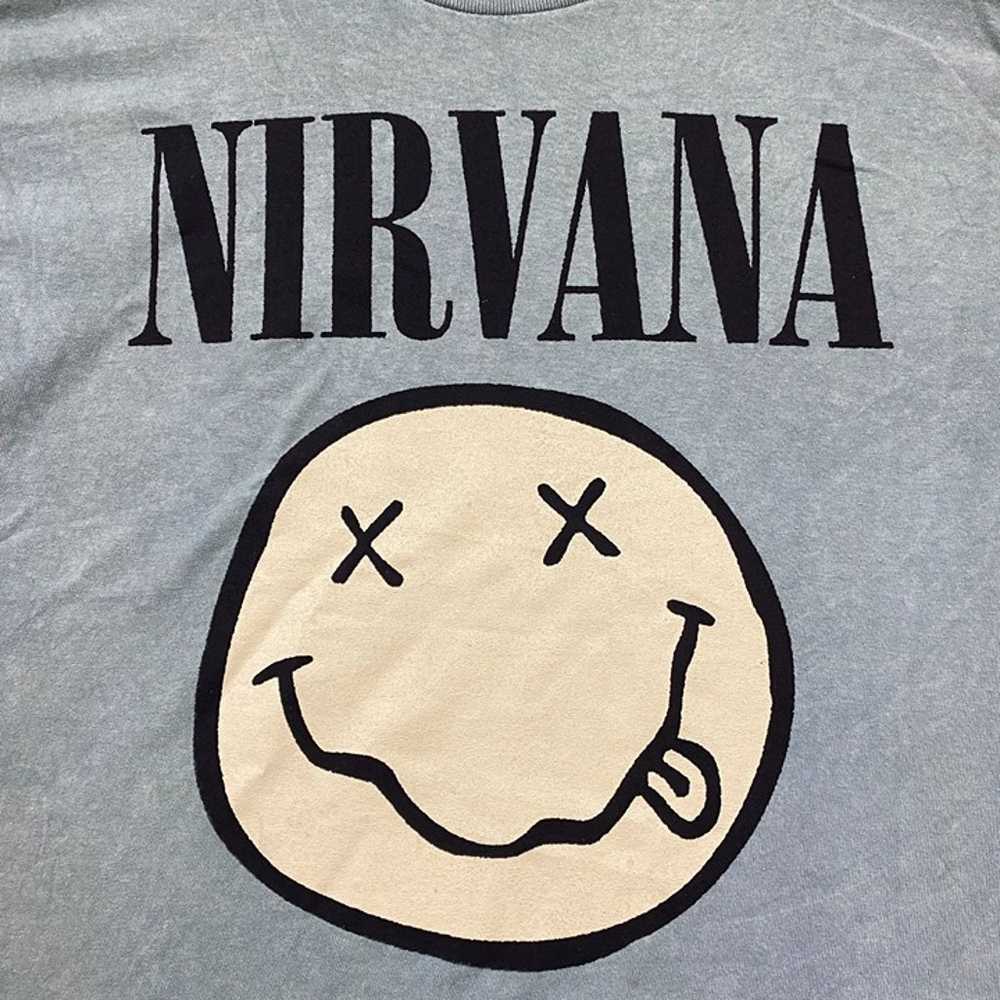 Nirvana nevermind grunge band Tshirt size large - image 2