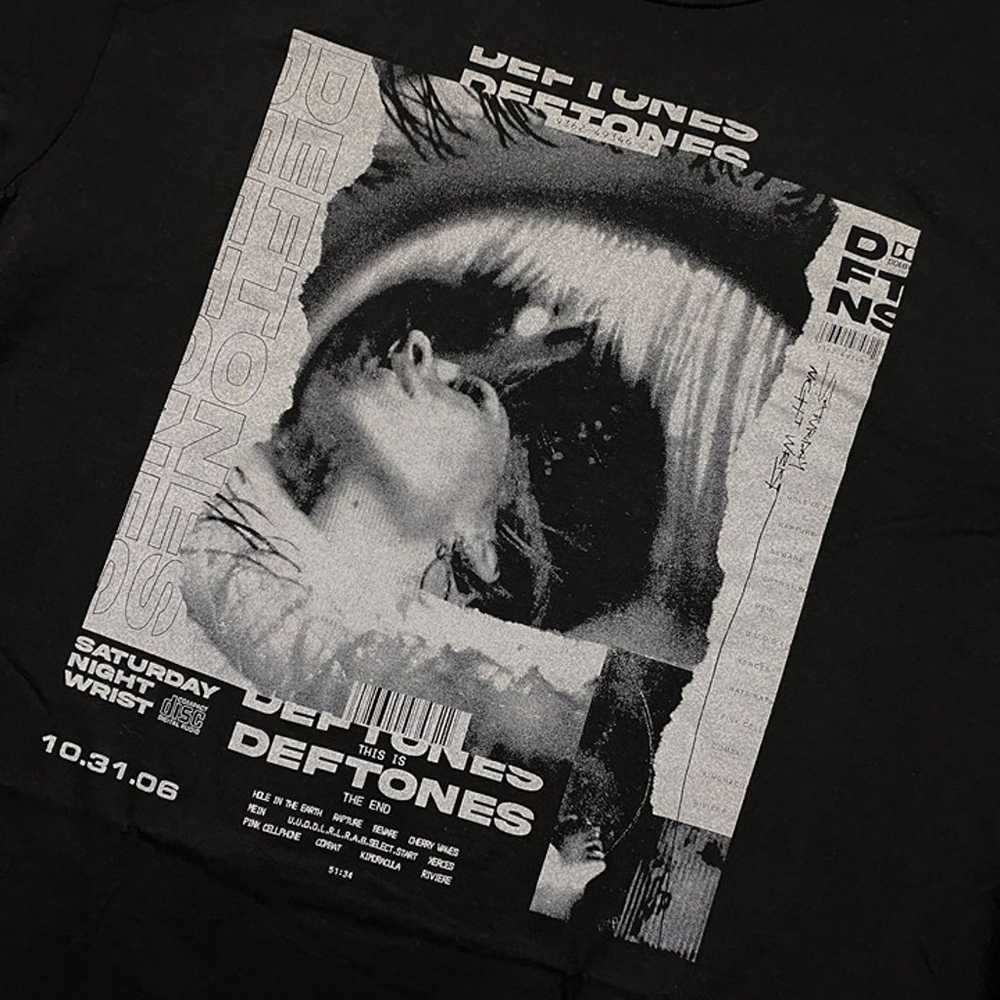 Deftones Rock T-shirt Size Extra Large - image 4