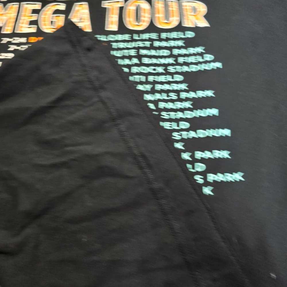 Green day hella mega tour concert shirt - image 9