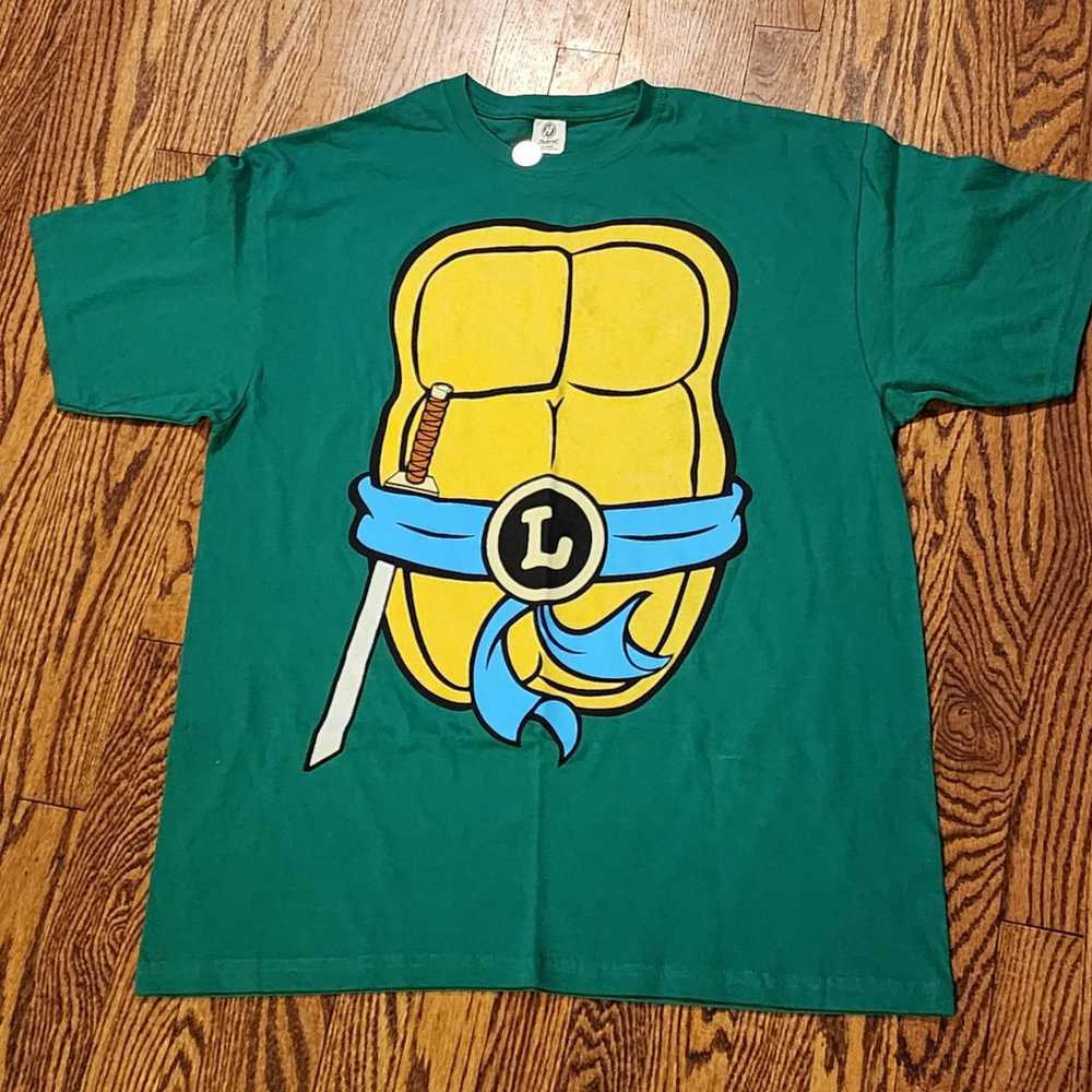 Teenage Mutant Ninja Turtles TMNT: Leonardo Tshir… - image 1