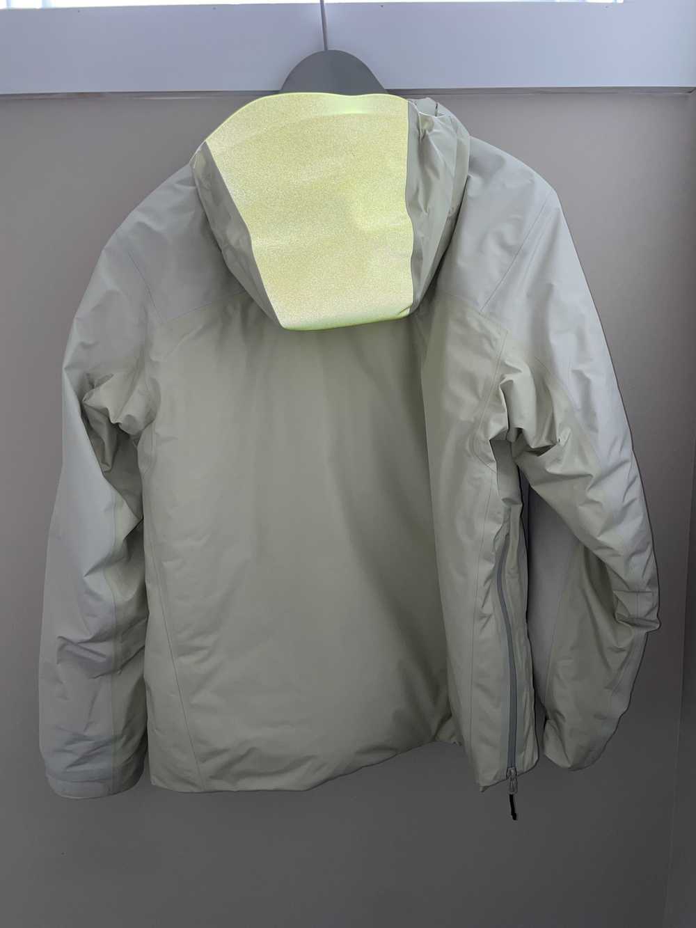 Arc'teryx Axis Anorak - image 2