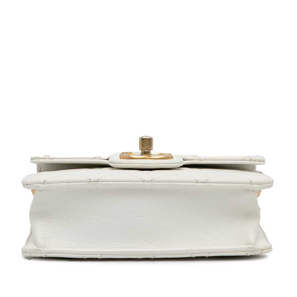 White Chanel Small Chic Pearls Flap Bag - image 5