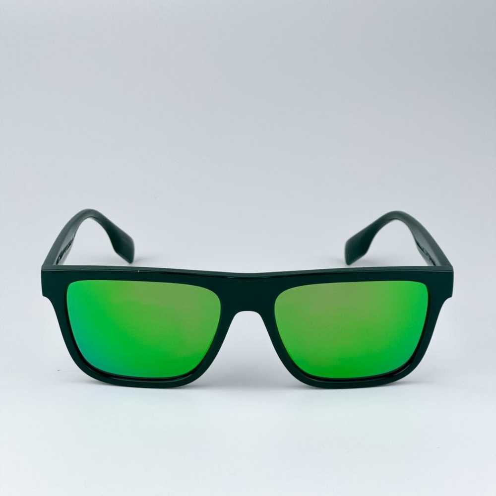 Burberry Sunglasses - image 7