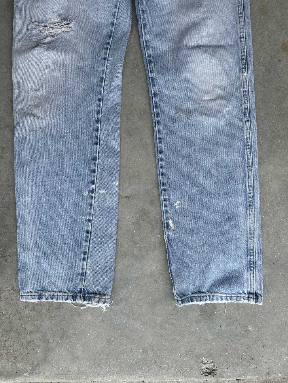 Vintage Vintage distressed Levi’s Jeans - image 5