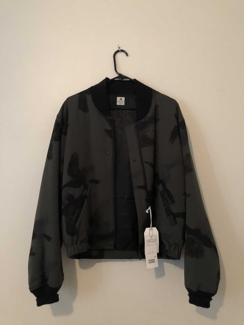 BEAMS PLUS Incredible crow camo woolen bomber - image 2