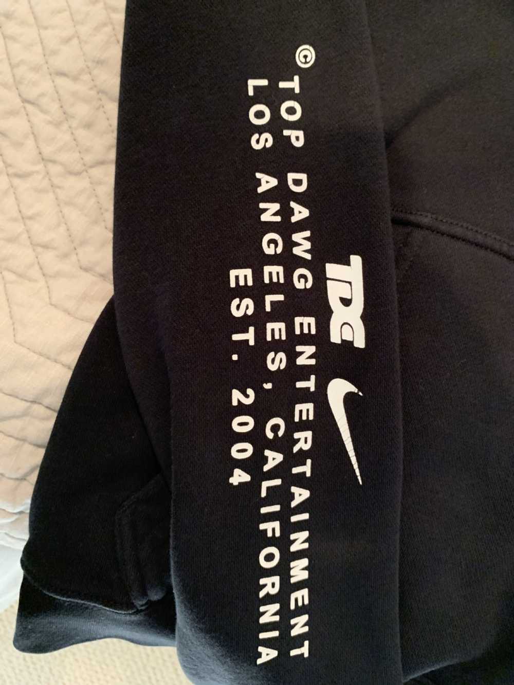 Nike TDE Hoodie - image 6