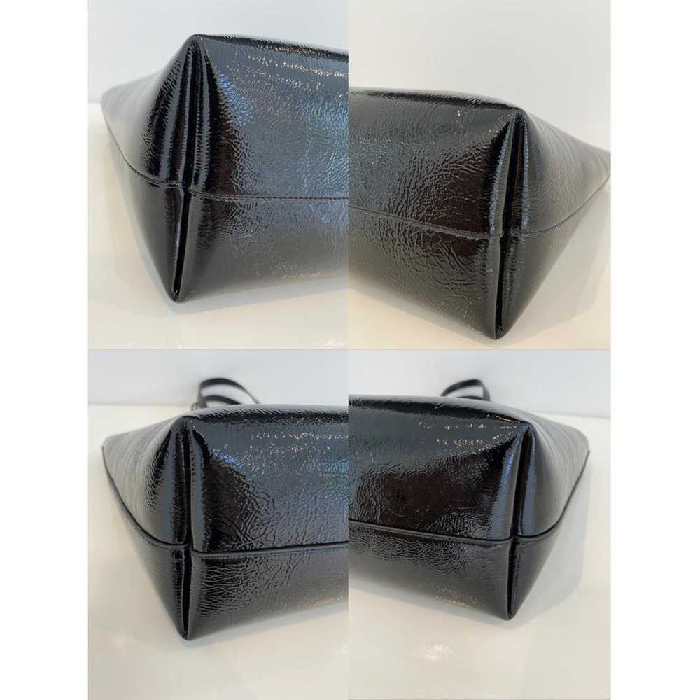 Saint Laurent Patent leather handbag - image 4