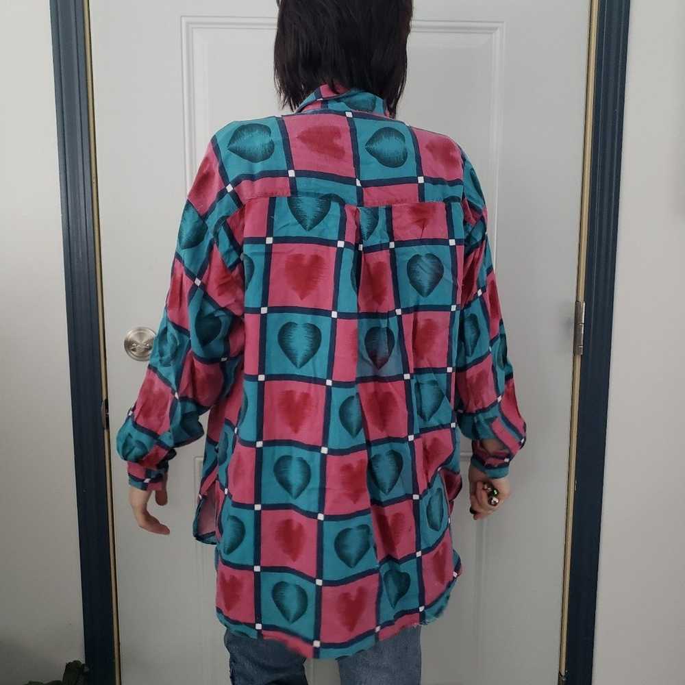 80s/90s Heart Print Oversize Rayon Button Down - image 4