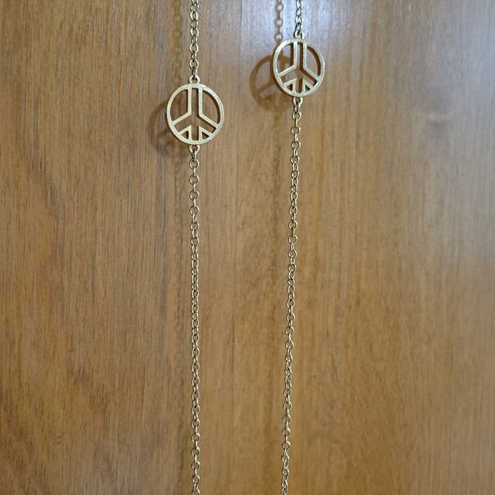 Peace sign necklace - image 3