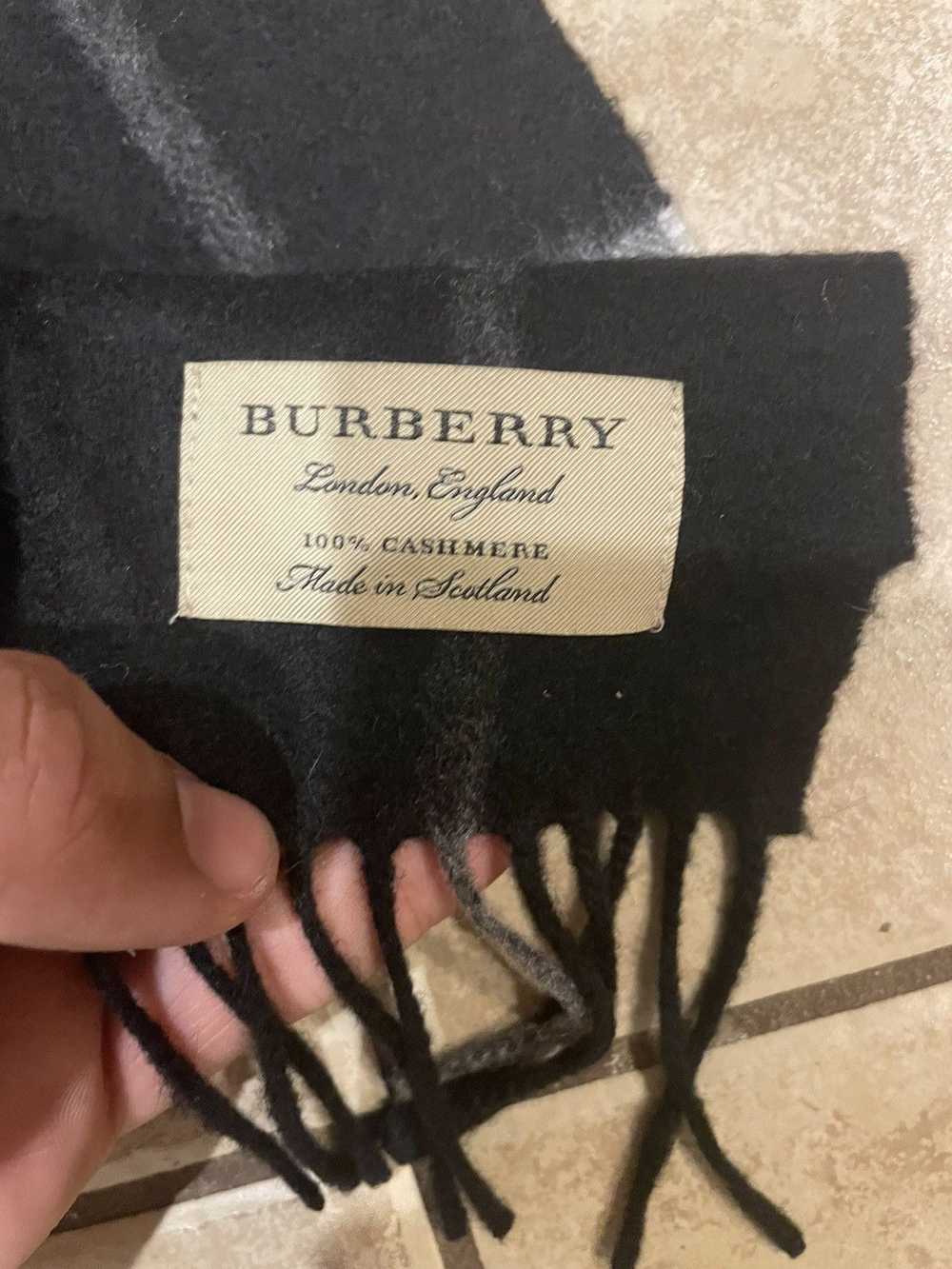 Burberry Cashmere Burberry scarf - image 5