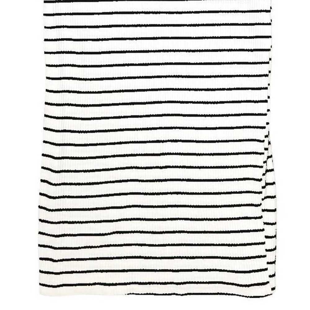 Forever 21 Womens Short Sleeve Ribbed Crew Neck S… - image 5