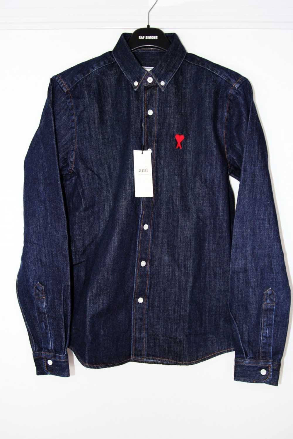 AMI Paris BNWT AW20 BUTTON-DOWN DE COEUR DENIM SH… - image 2