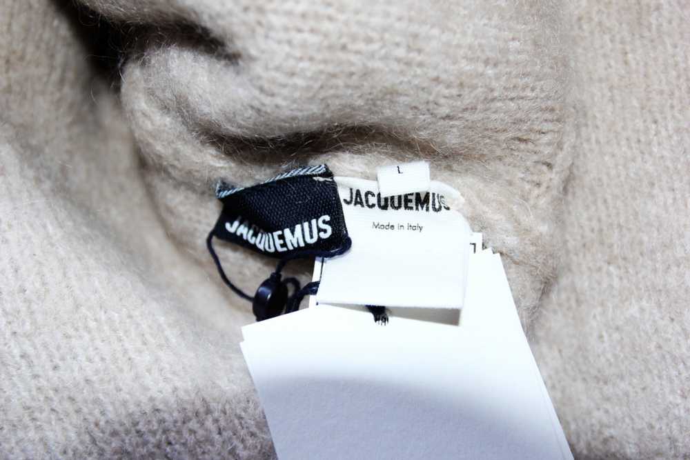 BNWT AW20 JACQUEMUS LA MAILLE ALBI SWEATER L - image 10