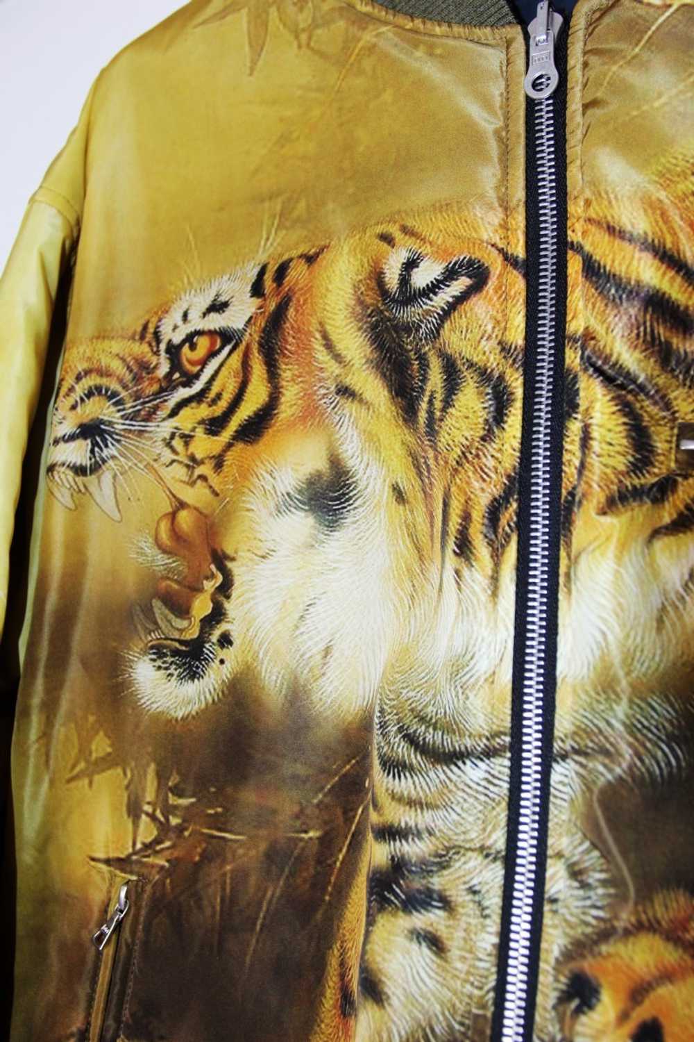 BNWT AW20 DRIES VAN NOTEN REVERSIBLE TIGER PRINT … - image 8