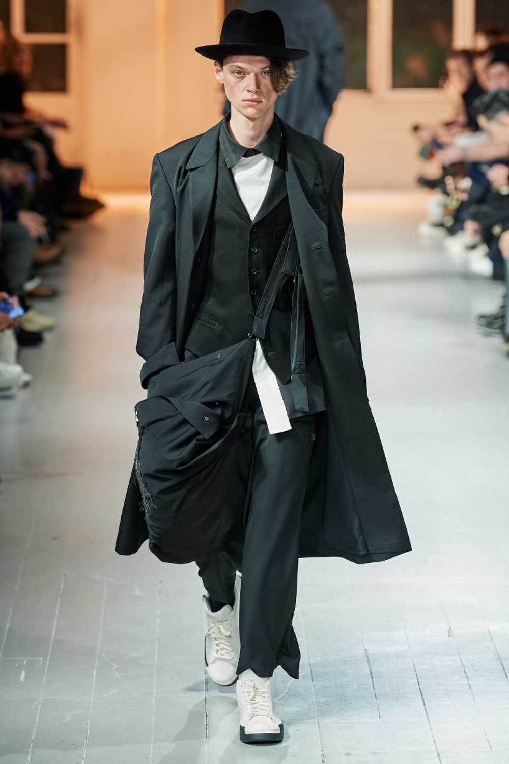 Yohji Yamamoto BNWT AW20 YYPH GABARDINE TAB PANTS… - image 1