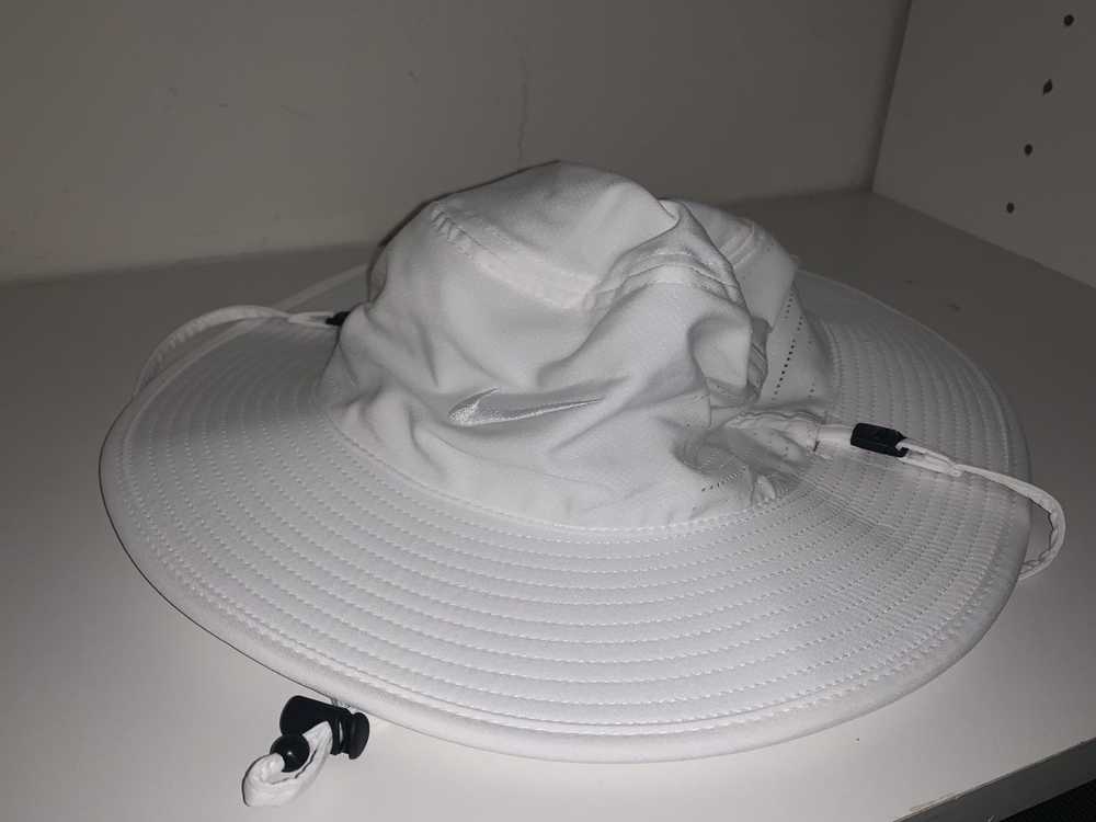Nike White Bucket Hat [10/10 Tech Ninja Points] [… - image 2
