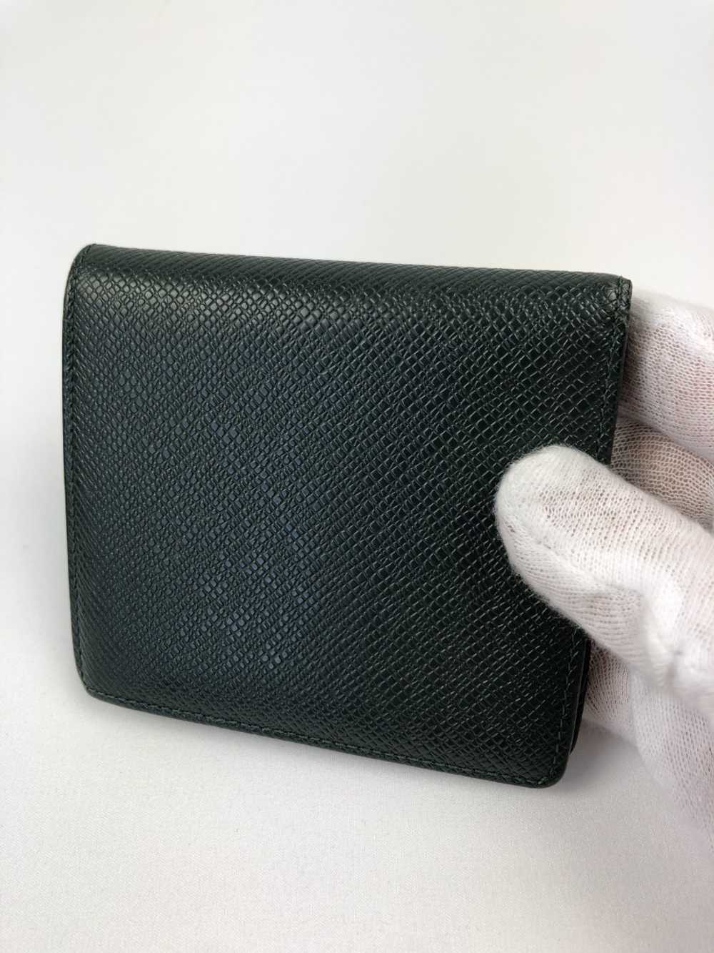 Louis Vuitton green taiga card holder - image 2